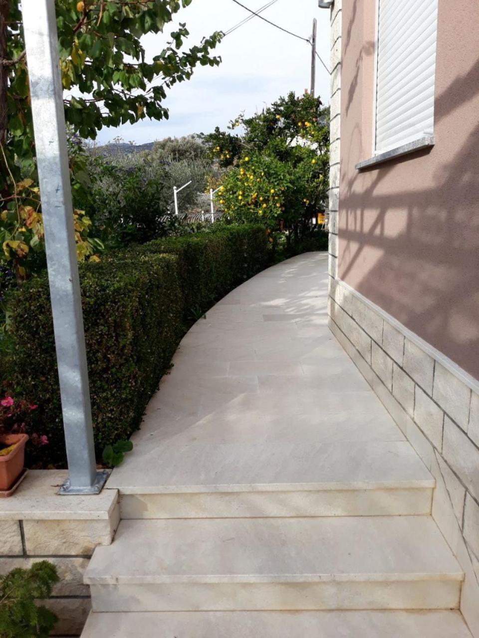 סגט ווראנייצה Apartments Vesna מראה חיצוני תמונה